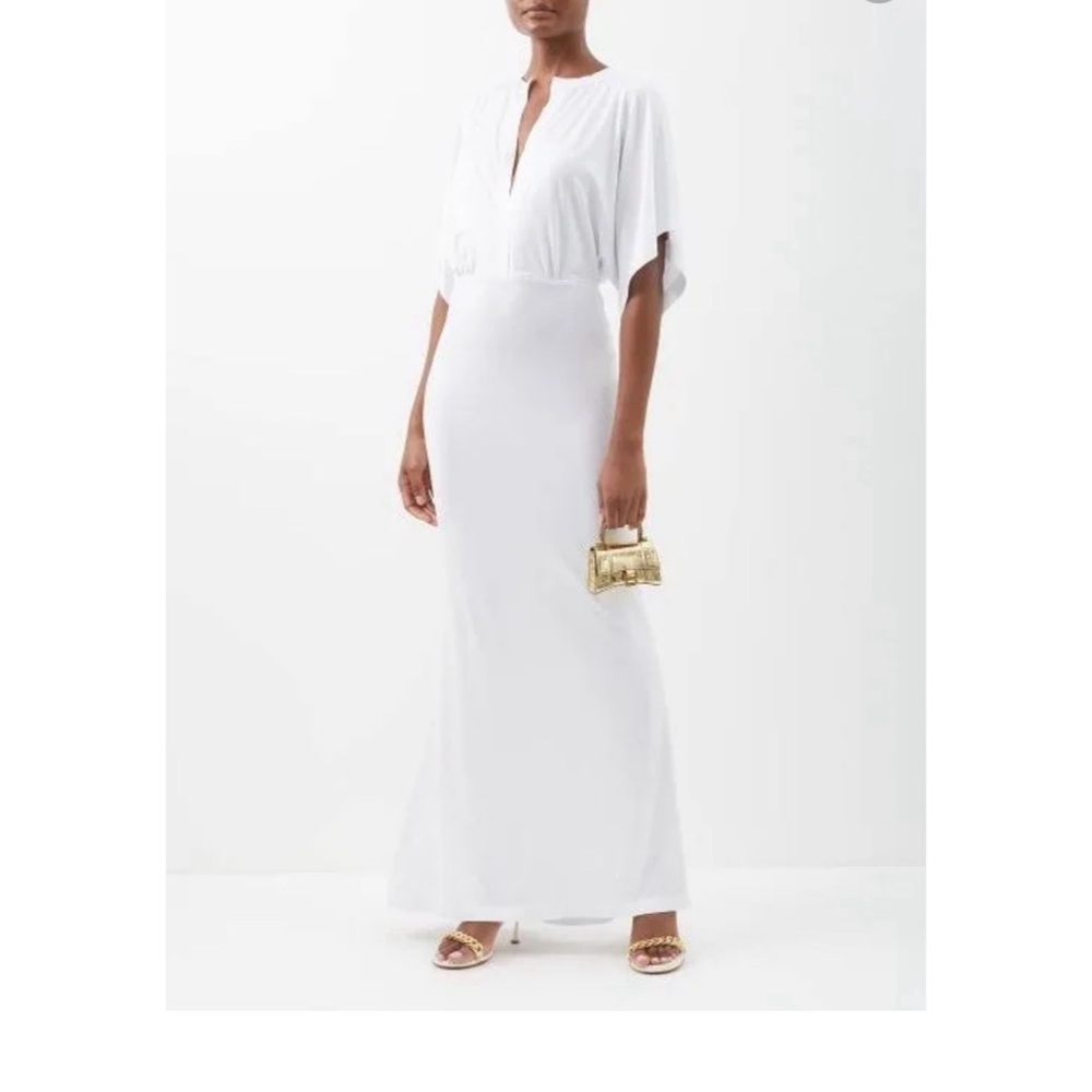 NWOT - White Norma Kamali Obie gown. Maxi dress. Size small. Split sleeves.